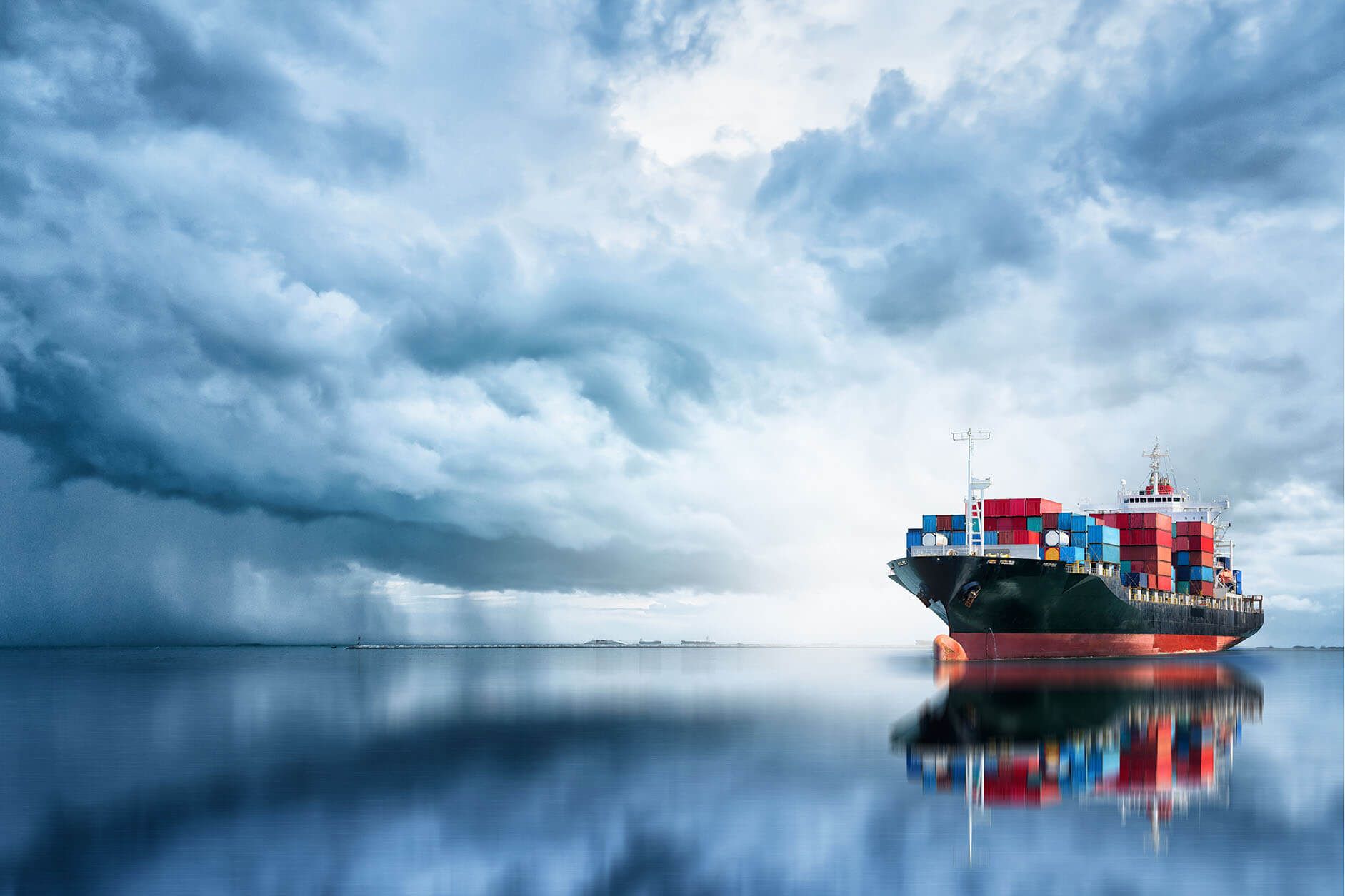 How maritime connectivity and new technologies are enabling the global shipping industry to decarbonise